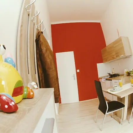 7 Nights Vaclavska Apartment Brno