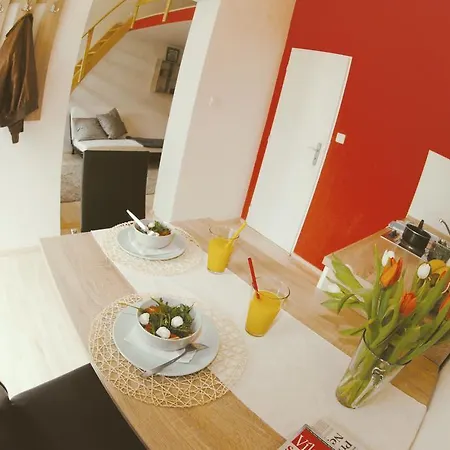 7 Nights Vaclavska