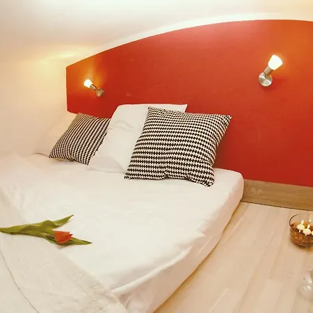 Апартаменты 7 Nights Vaclavska Брно
