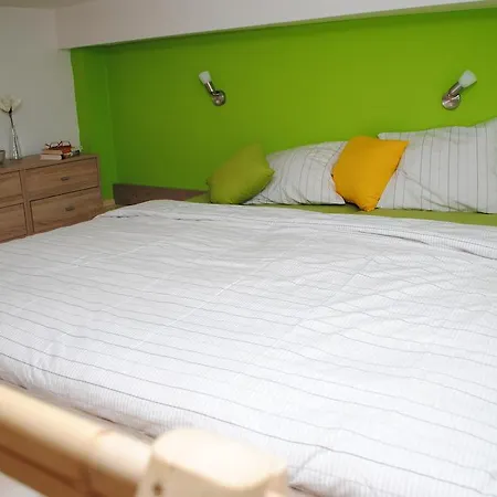 Апартаменты 7 Nights Vaclavska *